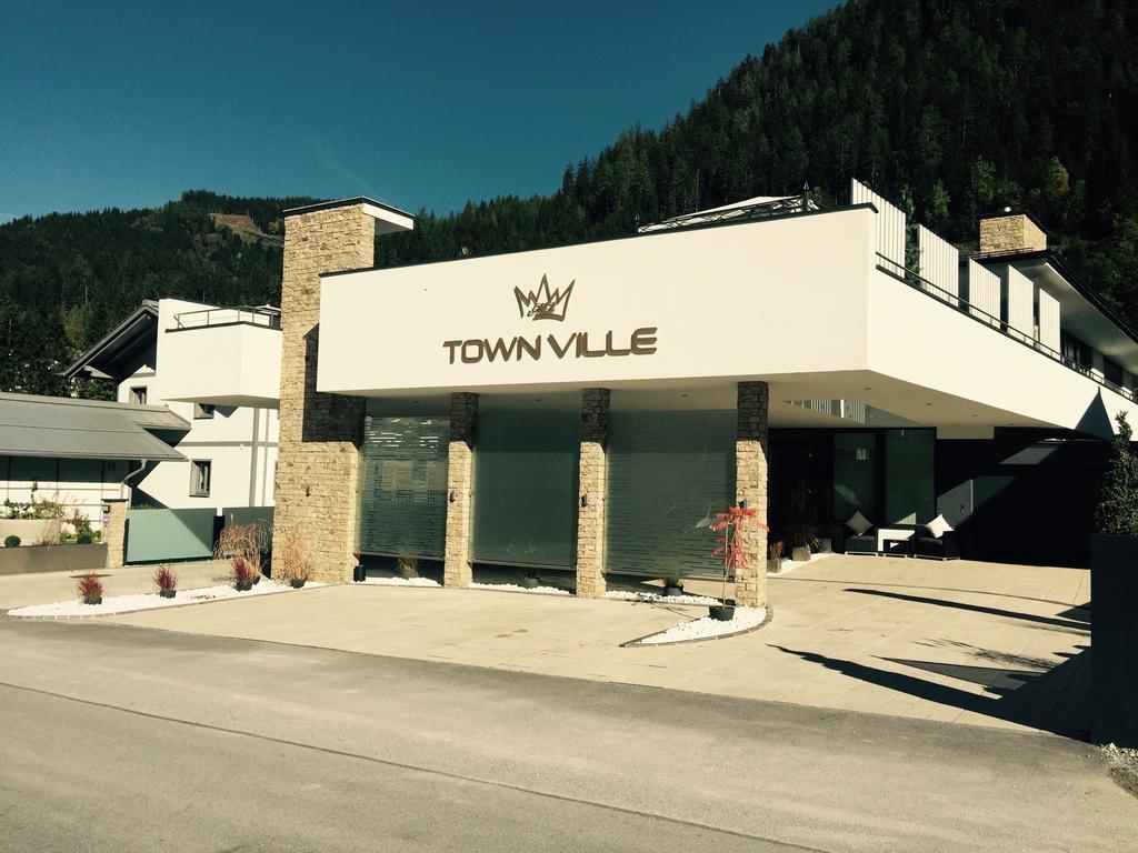 Townville Флахау Номер фото